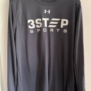 Under Armour Dark Gray Long Sleeve Tee